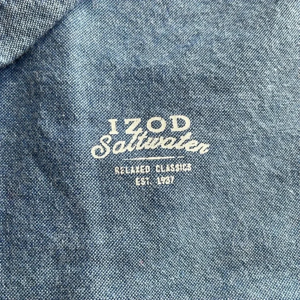 Izod Saltwater men’s button down shirt Blue Casual Preppy Size M 100% cotton